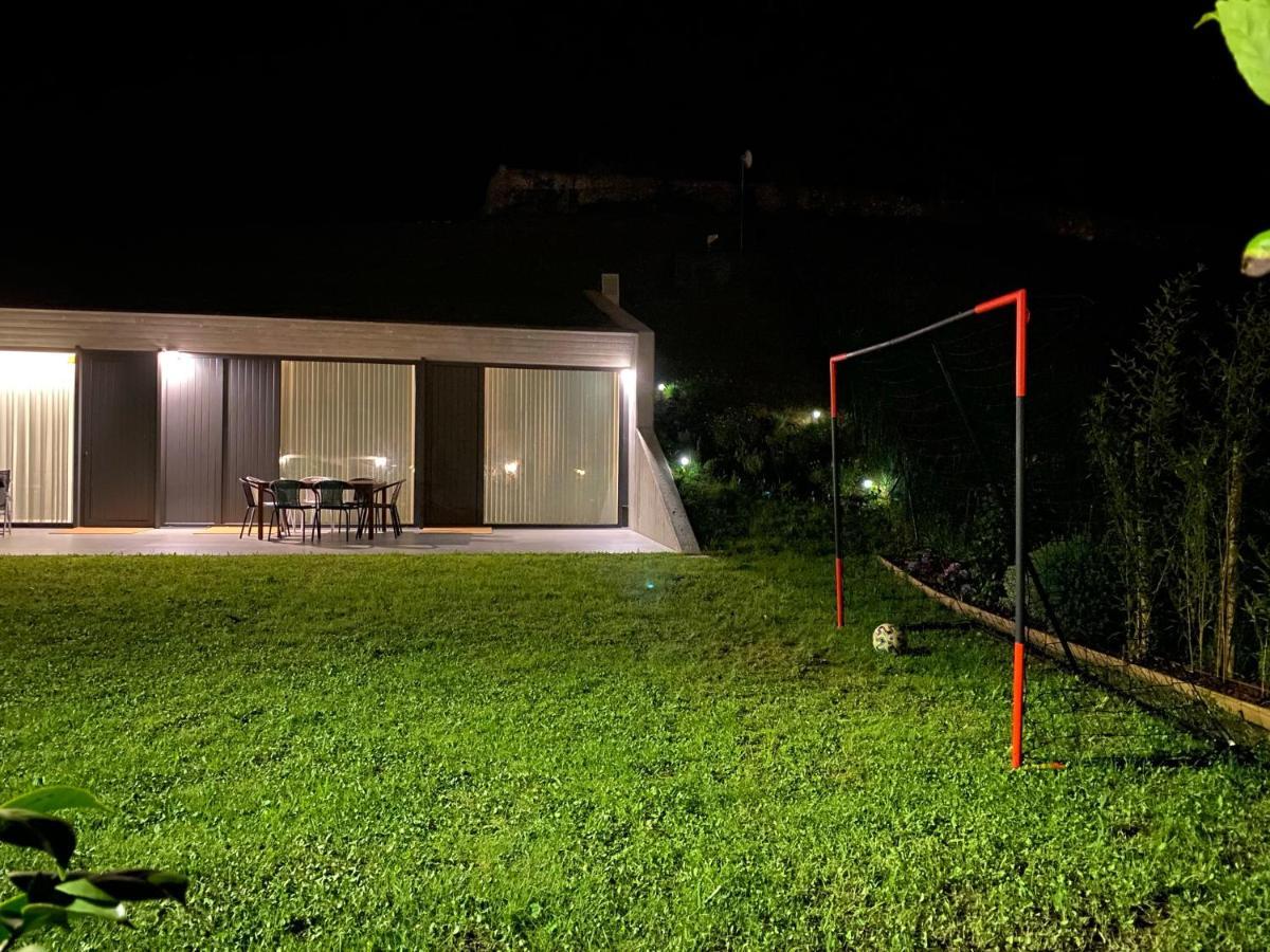 La Casa De Hierba - Casa De Campo De Diseno Con Jardin Y Wifi Cerca De Las Playas De Llanes Exterior photo